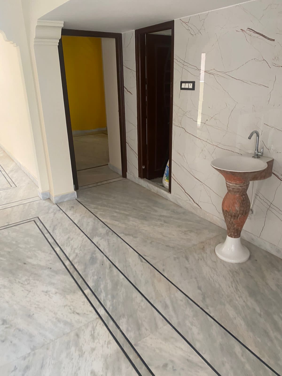 2 BHK Flat for 